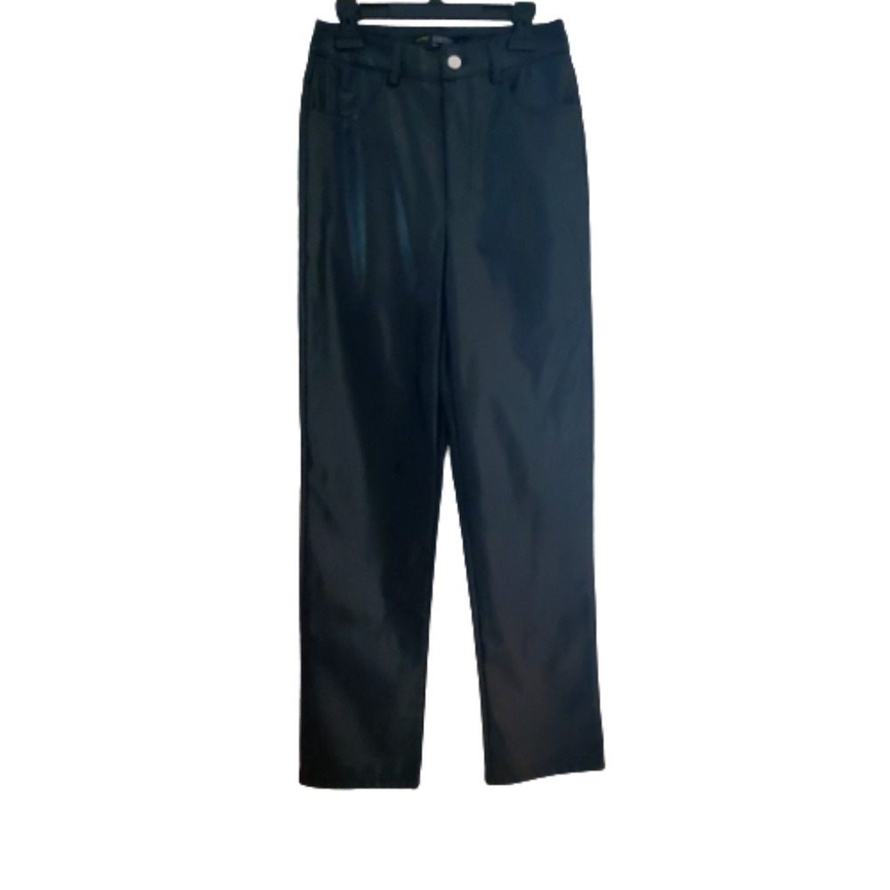 Finesse Faux Leather Pants - Picture 5 of 14